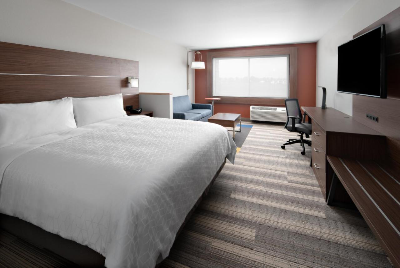 Holiday Express & - - Lake Geneva Area By Ihg 3*
